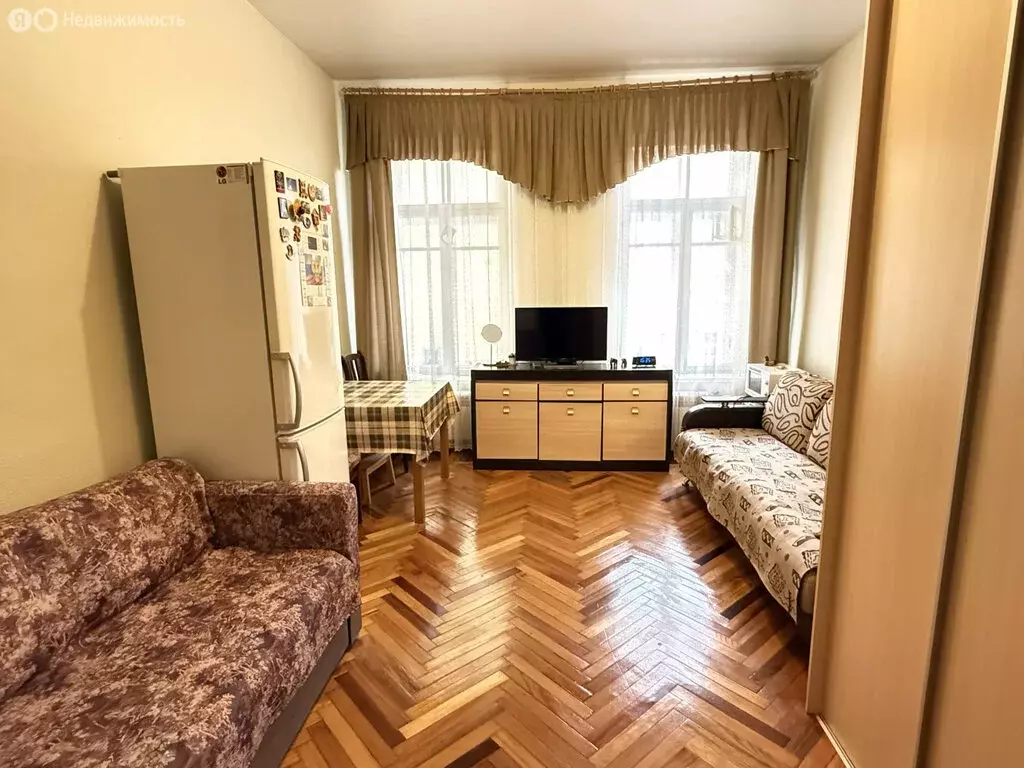 1к в 8-комнатной квартире (18.1 м) - Фото 1