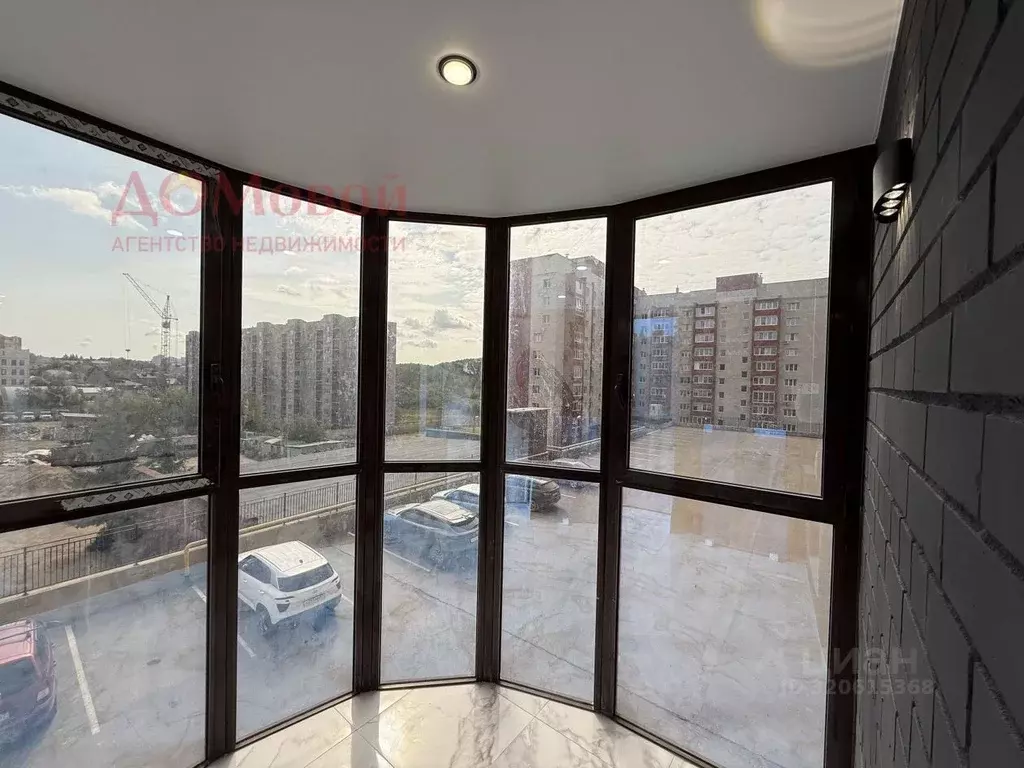 2-к кв. Смоленская область, Смоленск ул. 2-я Киевская, 18А (70.4 м) - Фото 2