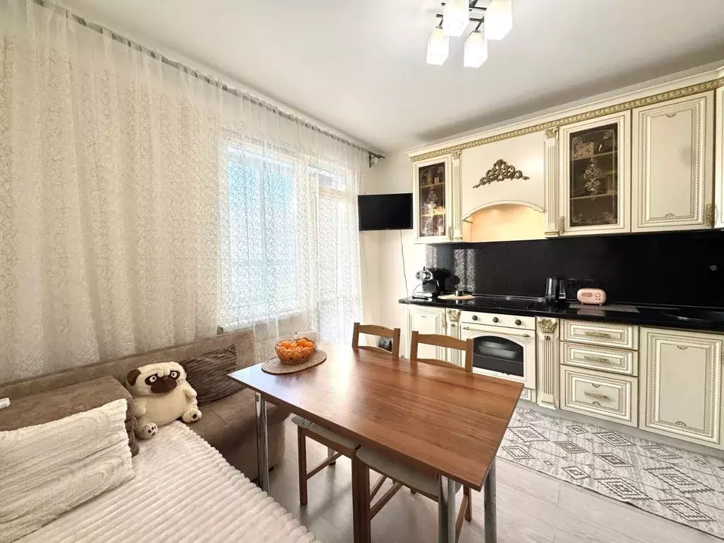 2-к кв. Санкт-Петербург ул. Богословская, 4к2 (61.0 м) - Фото 1