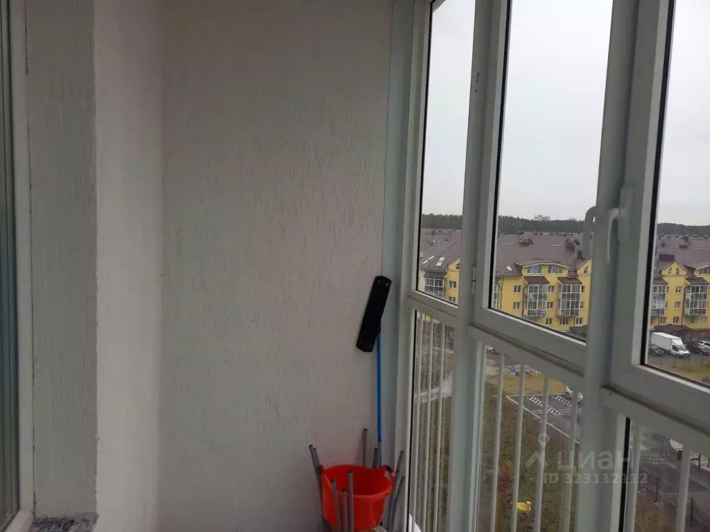 1-к кв. Свердловская область, Екатеринбург ул. Рябинина, 18/3 (33.4 м) - Фото 2