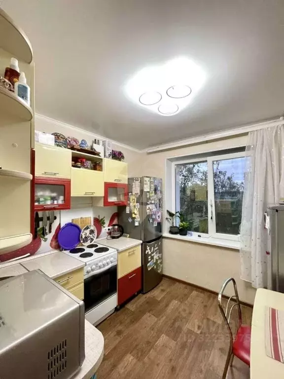 2-к кв. Белгородская область, Старый Оскол Жукова мкр, 21 (54.7 м) - Фото 2