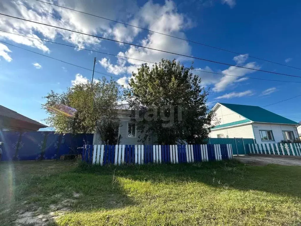 Дом в Курганская область, Белозерский муниципальный округ, пос. ... - Фото 1