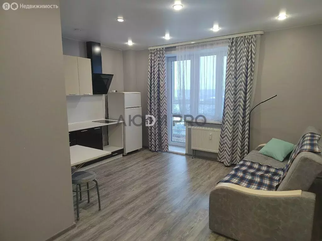 Квартира-студия: Сыктывкар, Октябрьский проспект, 222 (21.7 м) - Фото 1