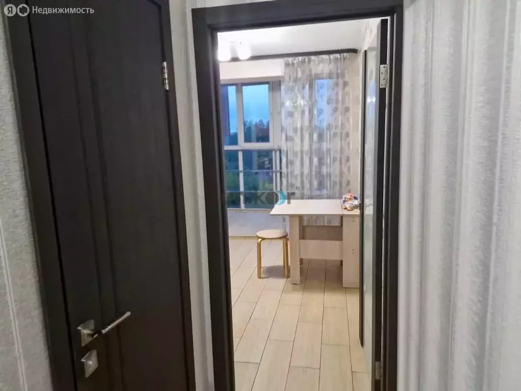 2-комнатная квартира: Уфа, Айская улица, 37 (58.3 м) - Фото 1