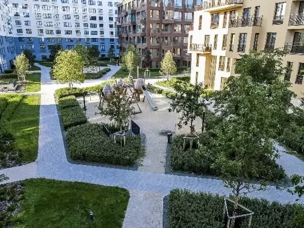 3-комнатная квартира: Тюмень, улица Газовиков, 40 (80 м) - Фото 1