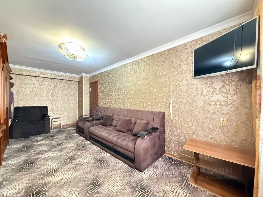 2-к кв. Кабардино-Балкария, Нальчик ул. Щаденко (52.0 м) - Фото 0