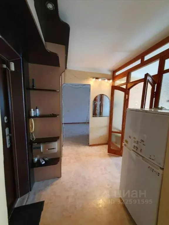 2-к кв. Саха (Якутия), Якутск Октябрьская ул., 27/2 (47.0 м) - Фото 1