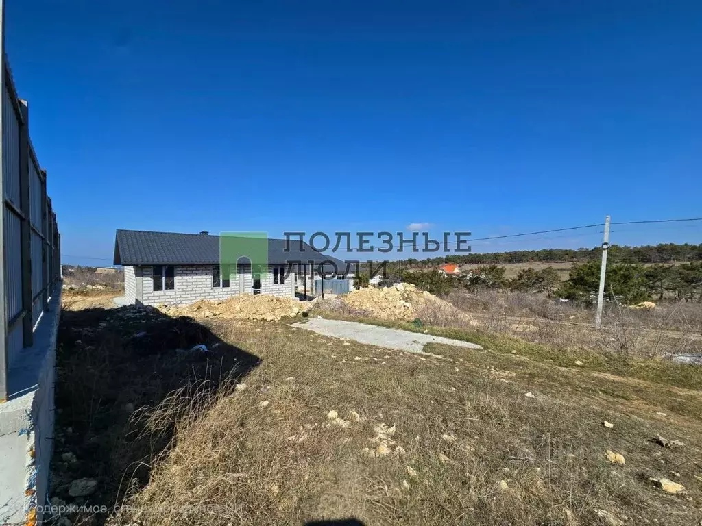 Участок в Севастополь ул. Николая Музыки, 96 (4.0 сот.) - Фото 1