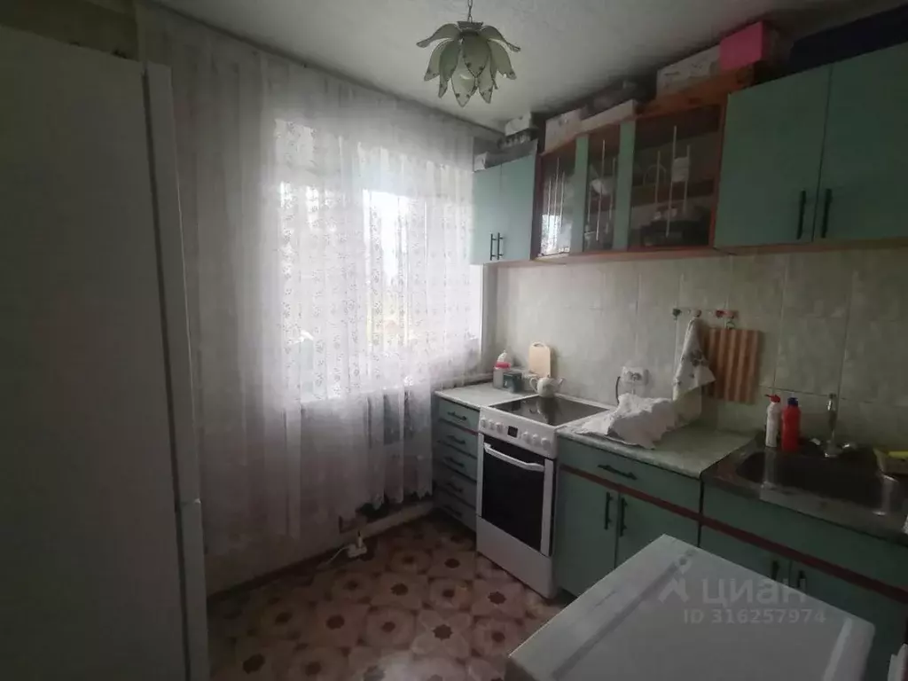2-к кв. Кемеровская область, Мыски Вокзальная ул., 13 (42.0 м) - Фото 0