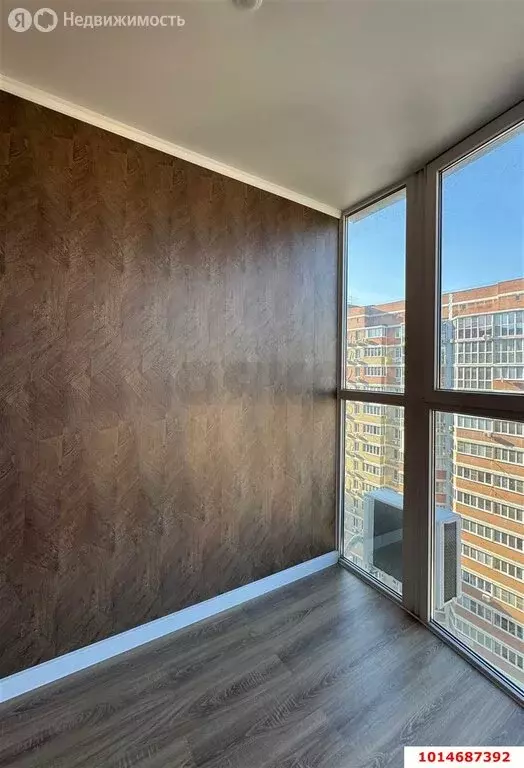 2-комнатная квартира: Краснодар, улица Цезаря Куникова, 24к2 (65 м) - Фото 0