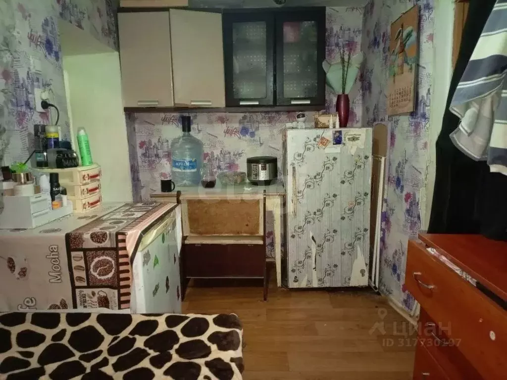 2-к кв. Крым, Симферополь ул. Краснознаменная (28.0 м) - Фото 0