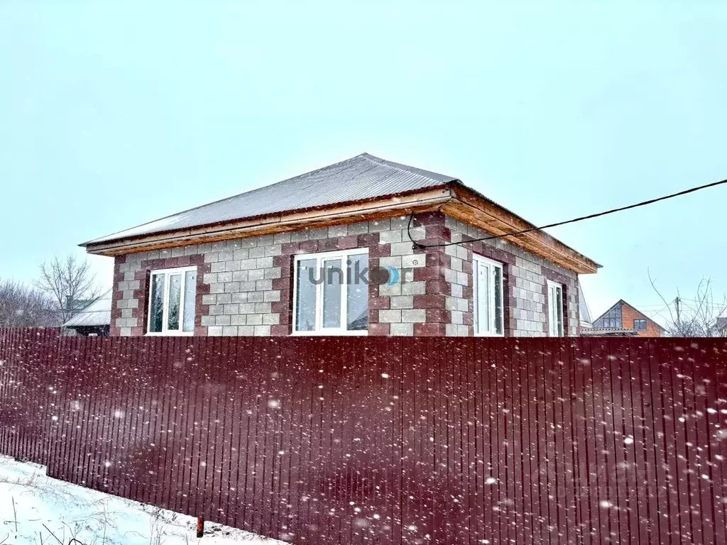 Дом в Башкортостан, Иглинский сельсовет, с. Иглино пер. Лесной, 10 (85 ... - Фото 0