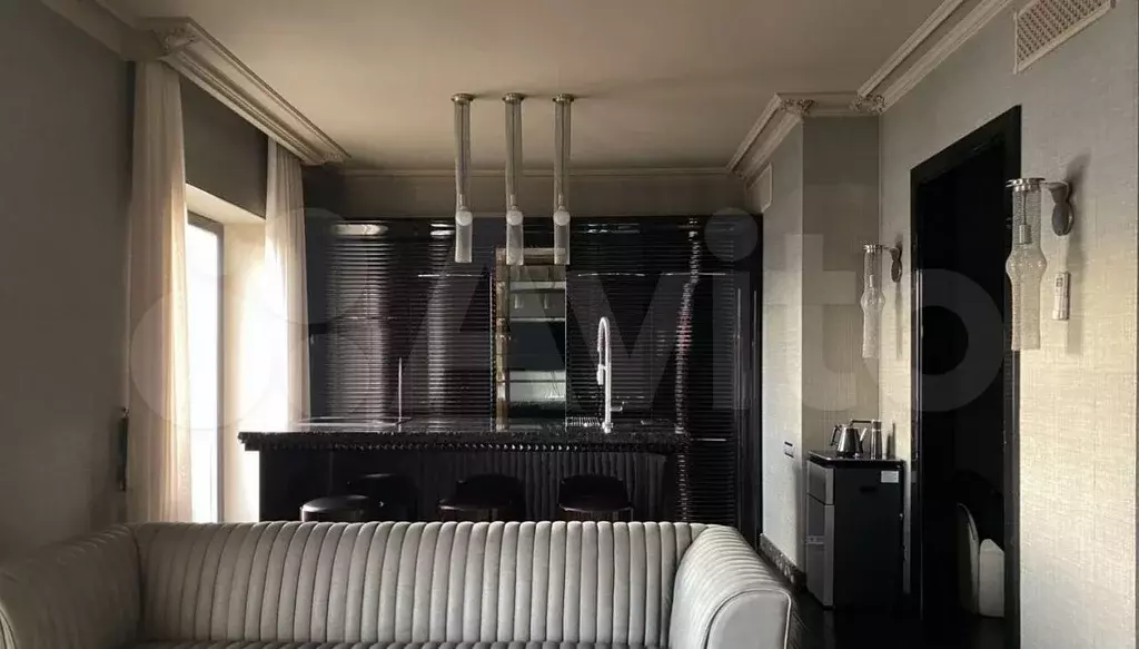 4-к. квартира, 160 м, 5/8 эт. - Фото 1
