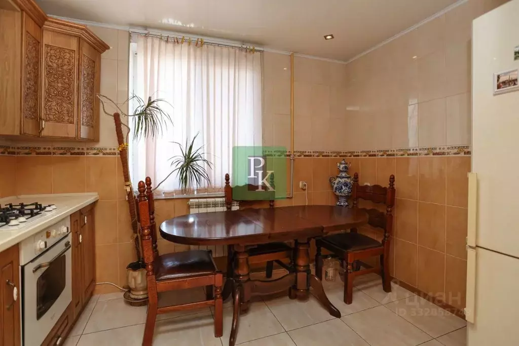3-к кв. Севастополь ул. Генерала Лебедя, 36 (70.7 м) - Фото 1