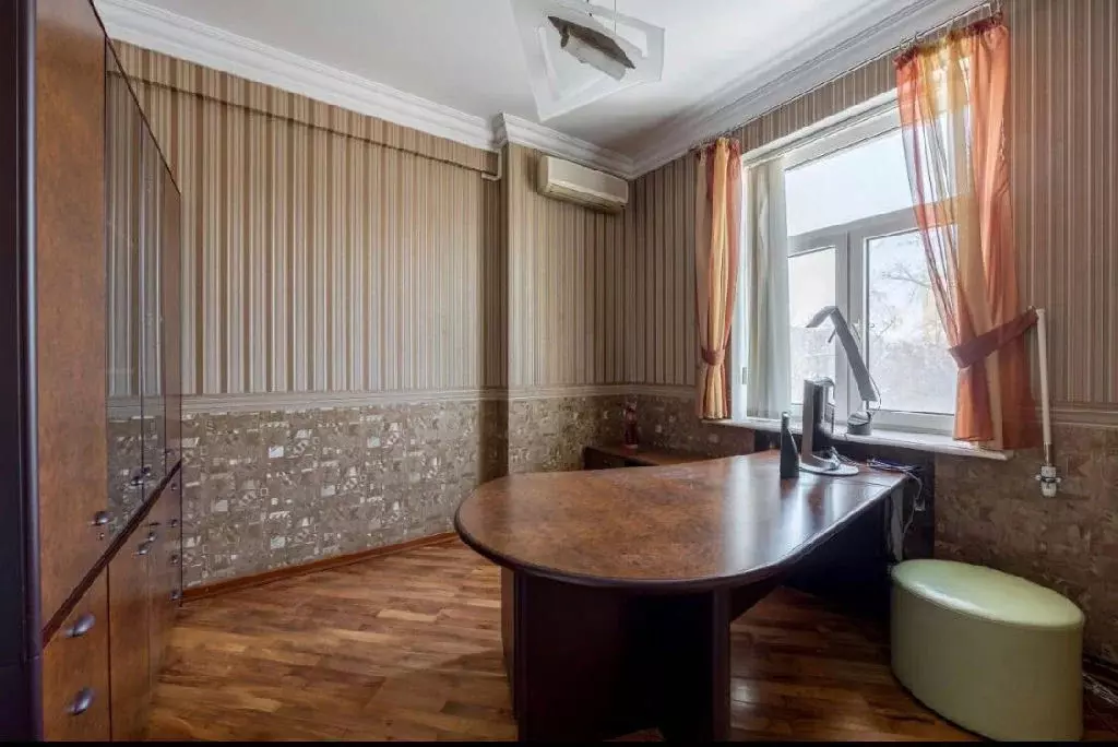 Продается 4-комнатная квартира - Фото 1