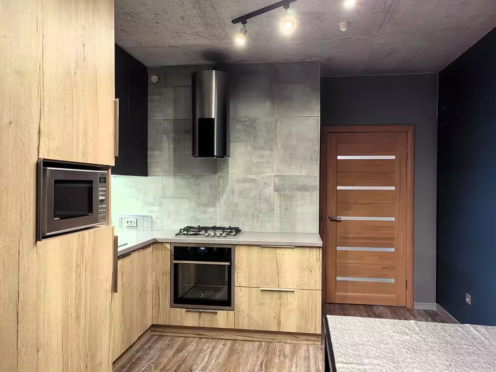 3-к кв. Калининградская область, Калининград ул. Юрия Гагарина, 11 ... - Фото 2