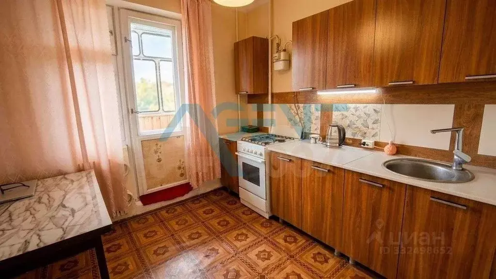 1-к кв. Белгородская область, Белгород ул. Есенина, 36 (33.8 м) - Фото 1