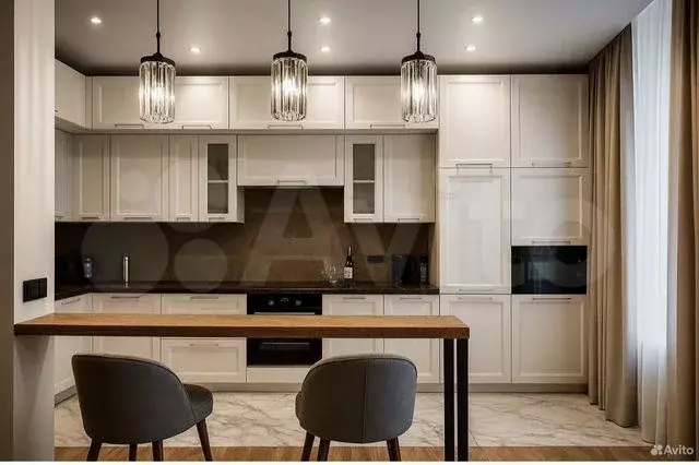3-к. квартира, 100 м, 2/6 эт. - Фото 0