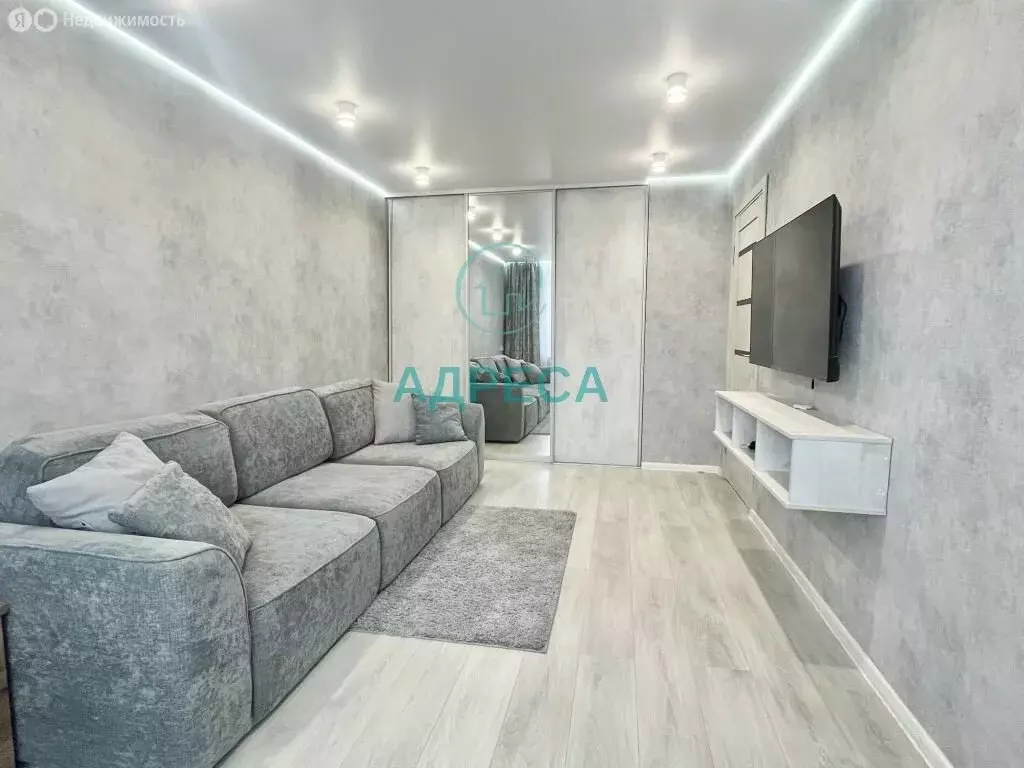 1-комнатная квартира: Новый Оскол, улица 1 Мая, 10 (30 м) - Фото 1