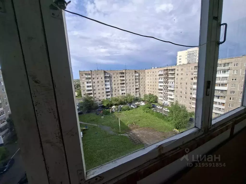 3-к кв. Свердловская область, Нижний Тагил ул. Ильича, 82 (63.0 м) - Фото 0