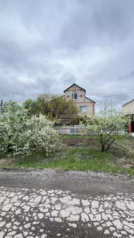 Коттедж в Самарская область, Сызрань ул. Уваровская, 6 (337 м) - Фото 0