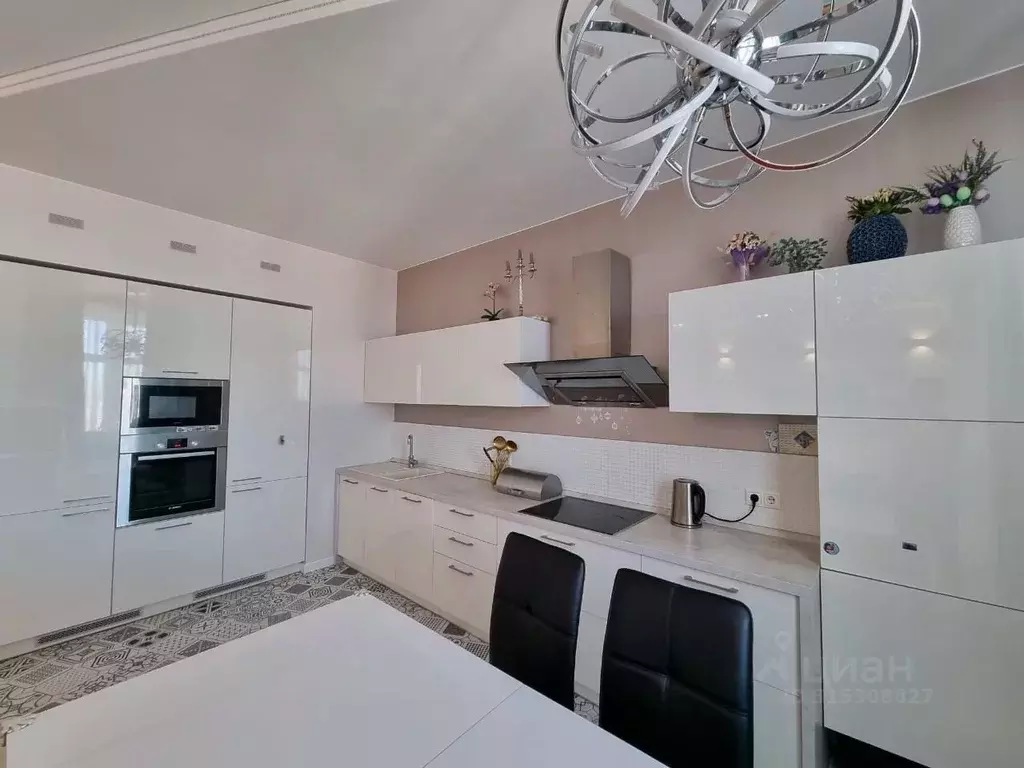 4-к кв. Башкортостан, Уфа бул. Ибрагимова, 32 (132.0 м) - Фото 1