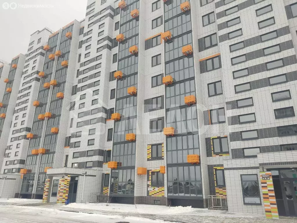 2-комнатная квартира: Омск, 4-й Амурский проезд, 15 (56.7 м) - Фото 1