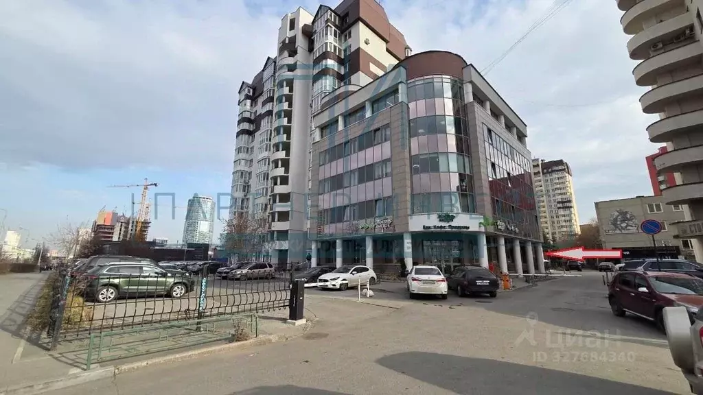 Помещение свободного назначения в Свердловская область, Екатеринбург ... - Фото 1
