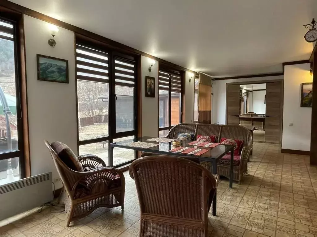 Дом в Дагестан, Гунибский район, Хиндах с/пос, с. Хиндах ул. ... - Фото 2