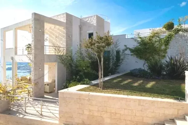 Дом в Краснодарский край, Сочи Кутаисская ул., 12А/5 (400 м) - Фото 2