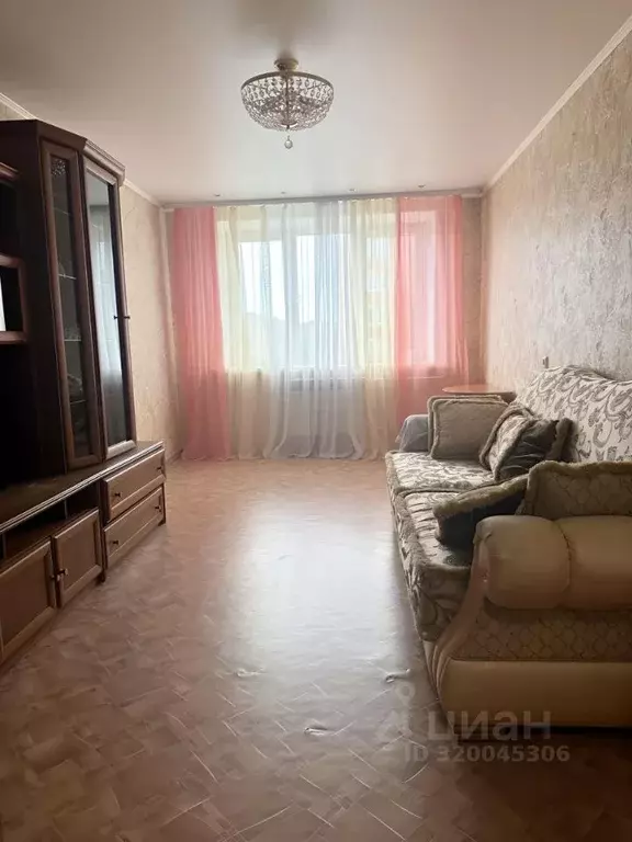 2-к кв. Тюменская область, Тюмень ул. Пархоменко, 52 (52.0 м) - Фото 0