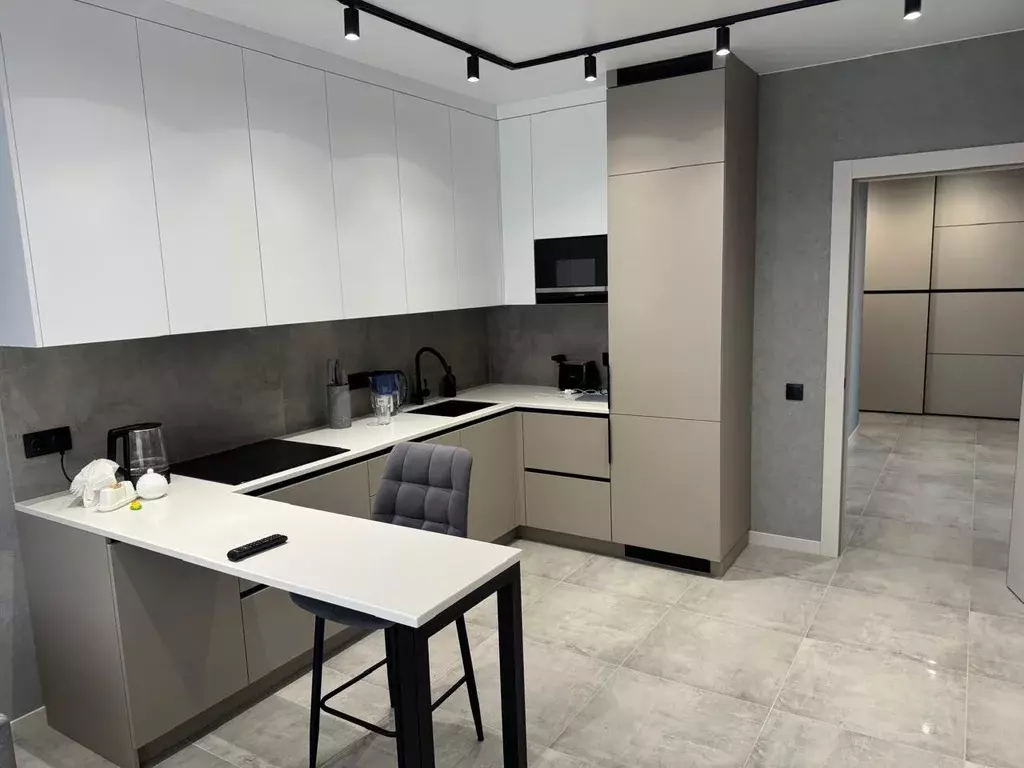 Продаётся 2-к квартира, 68 м - Фото 0