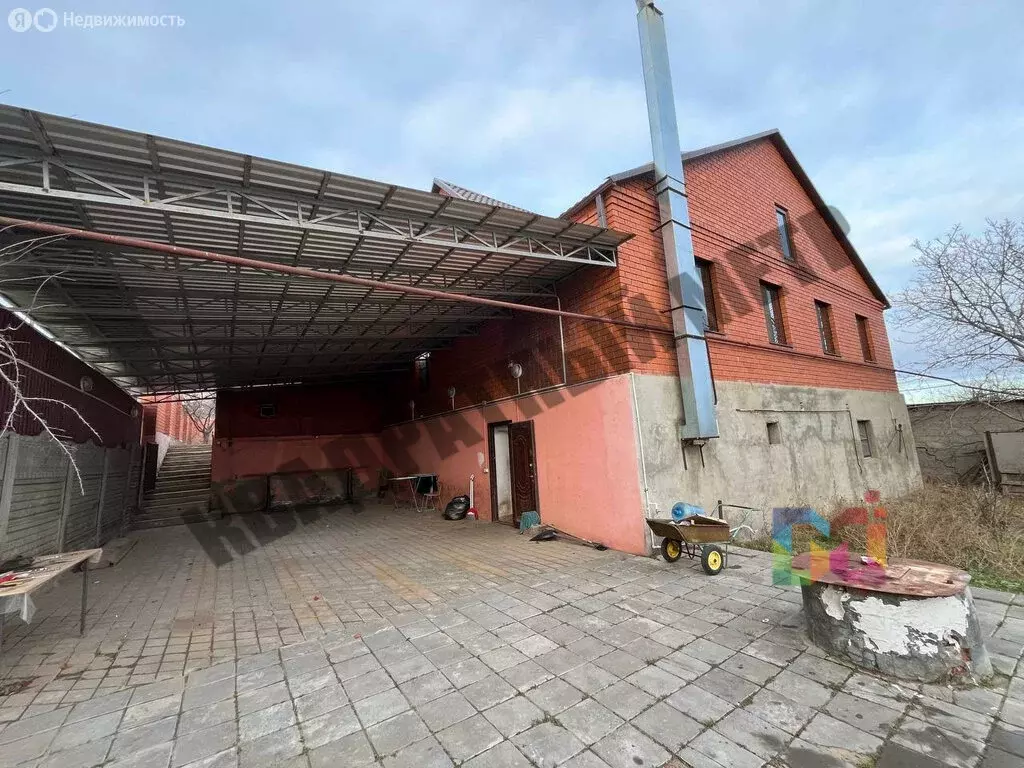 Дом в Элиста, Новонародный переулок (237.6 м) - Фото 1