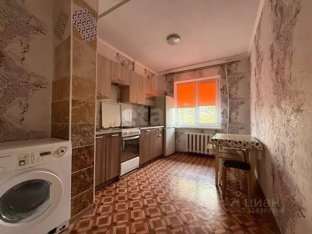 3-к кв. Крым, Симферополь просп. Победы (63.0 м) - Фото 1