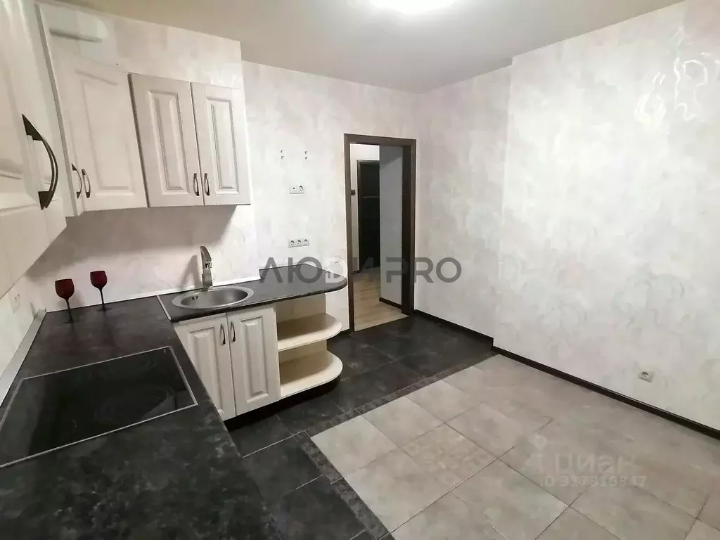 3-к кв. Саратовская область, Саратов Лунная ул., 28 (95.2 м) - Фото 2