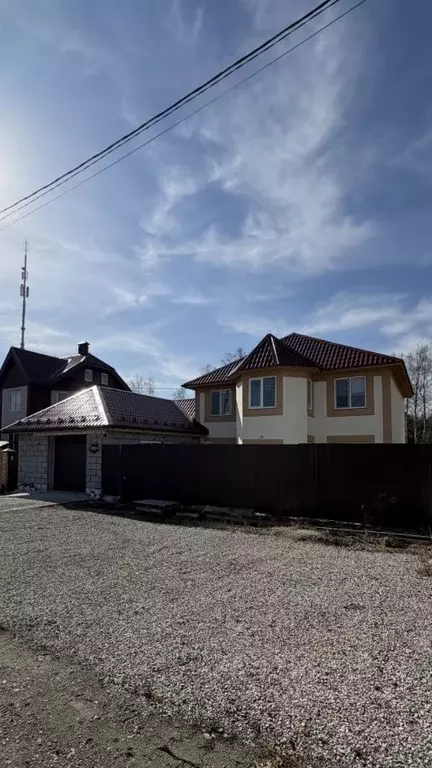 Дом в Свердловская область, Екатеринбург муниципальное образование, ... - Фото 1