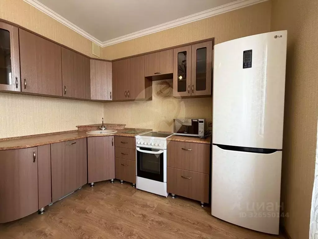 2-к кв. Белгородская область, Старый Оскол Степной мкр, 8 (63.3 м) - Фото 2