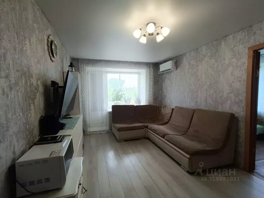 3-к кв. Красноярский край, Красноярск ул. Попова, 8А (52.2 м) - Фото 0