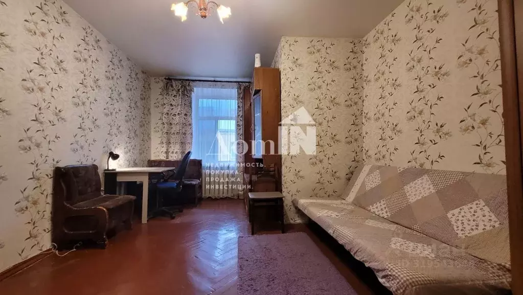 Комната Санкт-Петербург 11-я Васильевского острова линия, 46 (17.3 м) - Фото 0