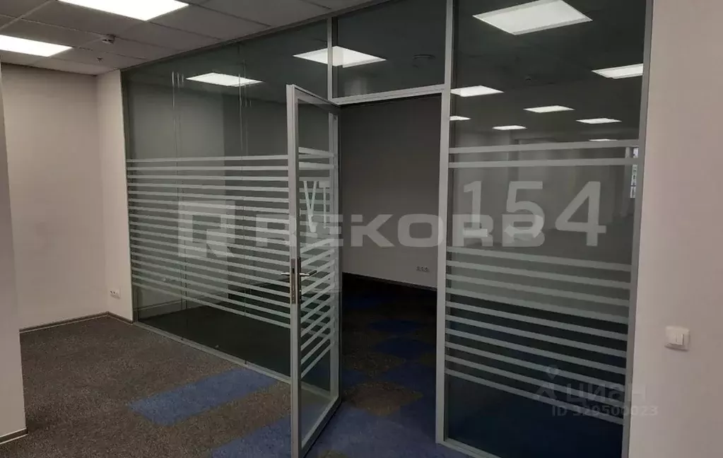 Офис в Санкт-Петербург Петроградская наб., 22 (250 м) - Фото 1