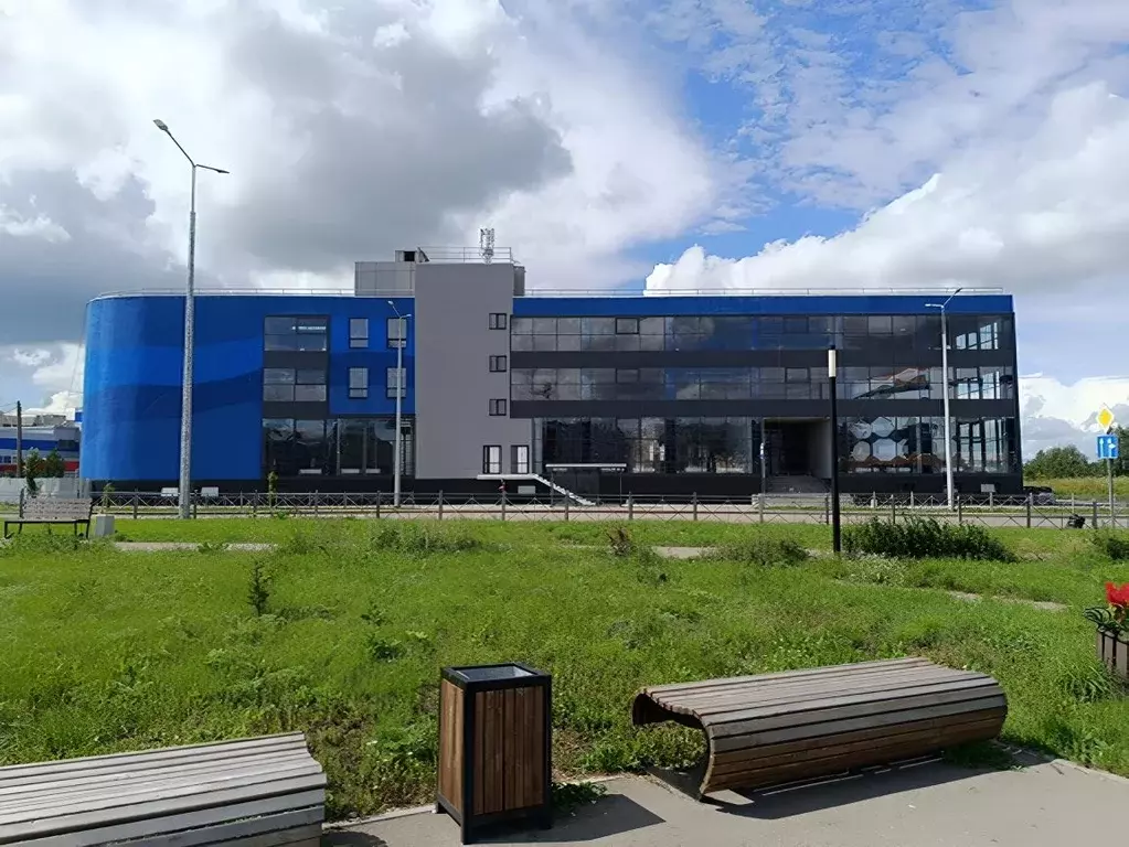 Торговая площадь в Свердловская область, Каменск-Уральский ул. ... - Фото 0