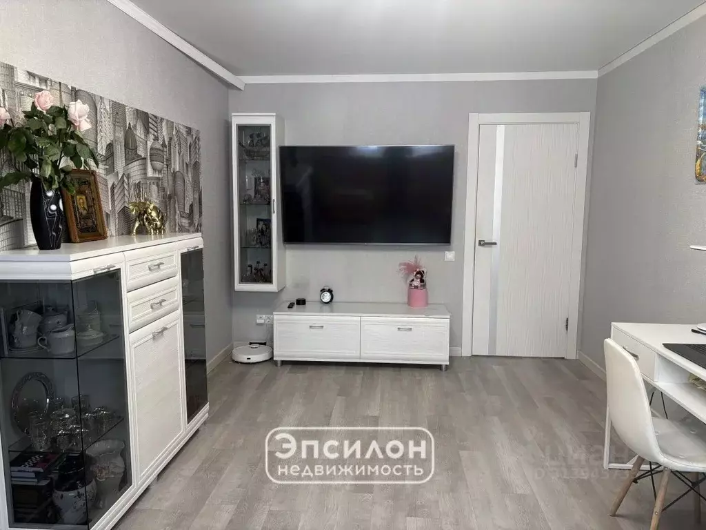 3-к кв. Курская область, Курск ул. Бойцов 9-й Дивизии, 195 (75.8 м) - Фото 2