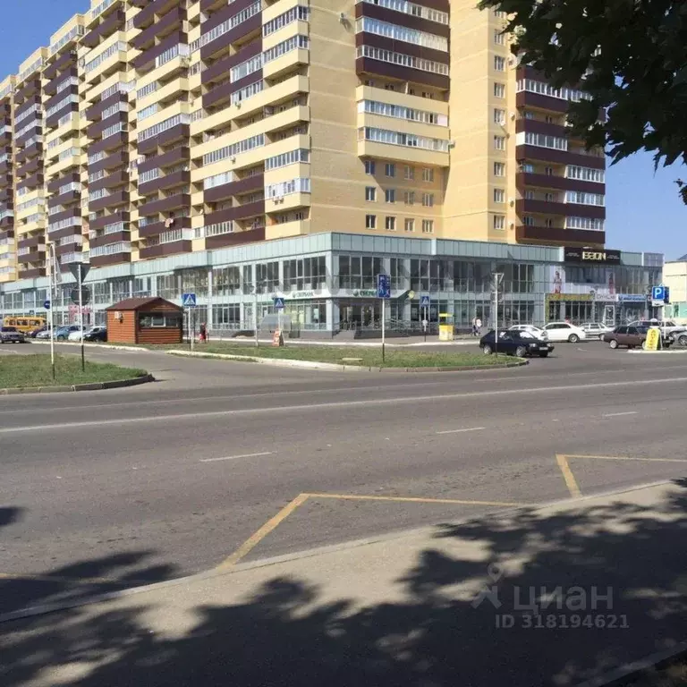 Помещение свободного назначения в Адыгея, Майкоп ул. Чкалова, 65 (20 ... - Фото 1