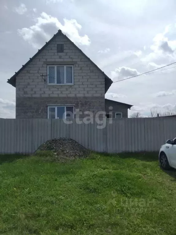 Дом в Белгородская область, Белгородский район, Беловское с/пос, с. ... - Фото 0
