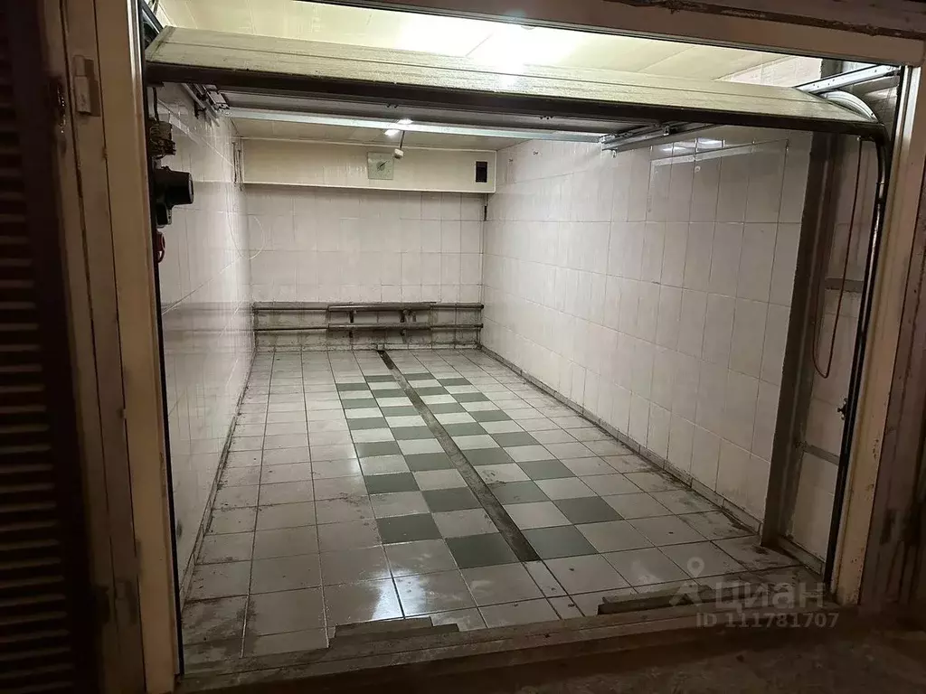 Гараж в Свердловская область, Екатеринбург ул. Фролова, 27 (20.0 м) - Фото 1