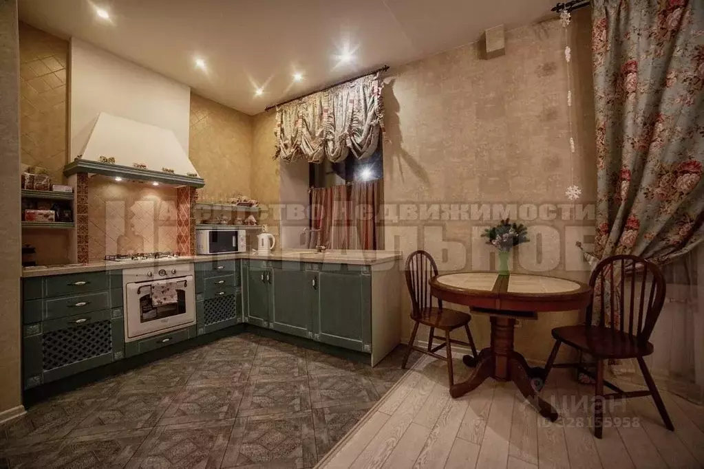 Студия Смоленская область, Смоленск ул. Октябрьской Революции, 4 (41.0 ... - Фото 1