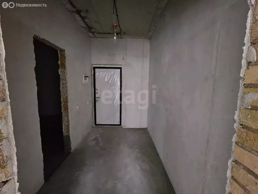 2-комнатная квартира: Абакан, улица Генерала Тихонова, 14 (50.4 м) - Фото 1
