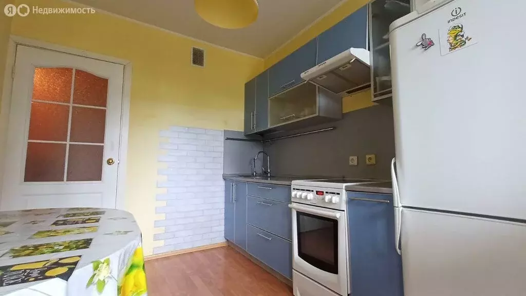 1-комнатная квартира: Екатеринбург, Надеждинская улица, 26 (35 м) - Фото 1