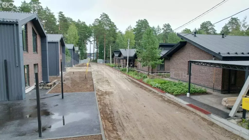 Дом в село Перевалово, Трактовый проезд, 9 (118 м) - Фото 1