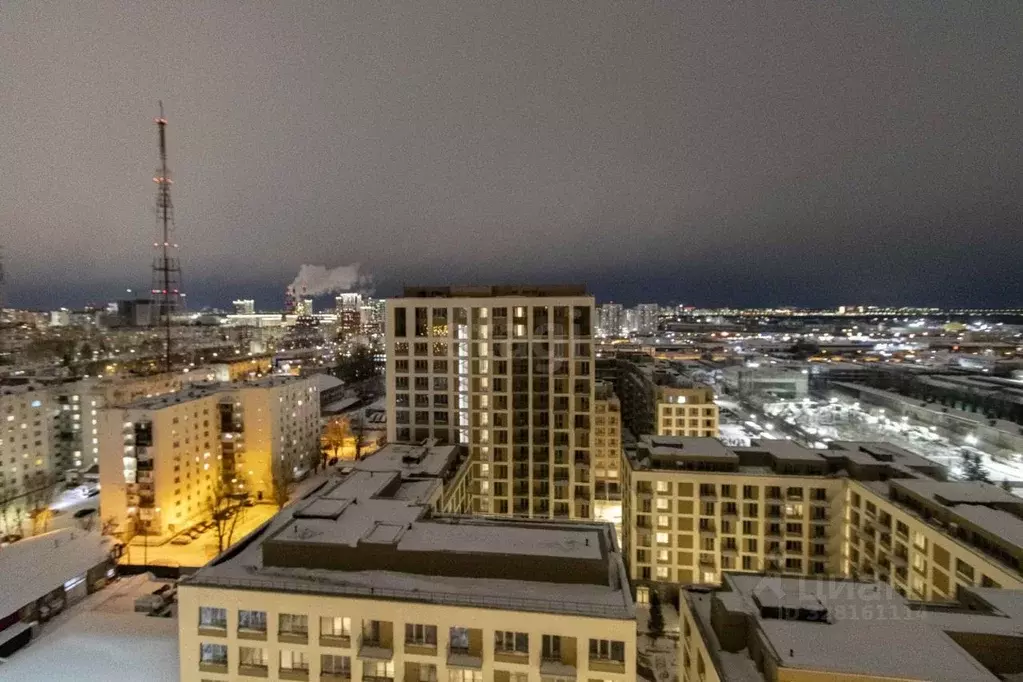 3-к кв. Тюменская область, Тюмень ул. Республики, 205к1 (103.3 м) - Фото 2